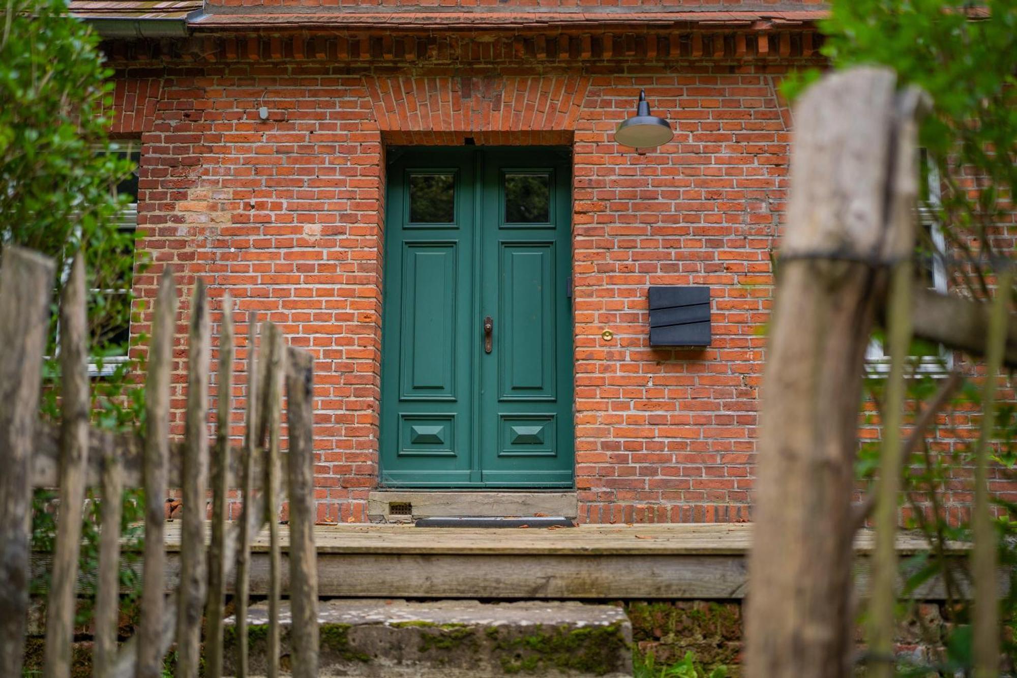 Wald- Und Seeidyll Im Historischen Forsthaus Neuruppin Eksteriør billede