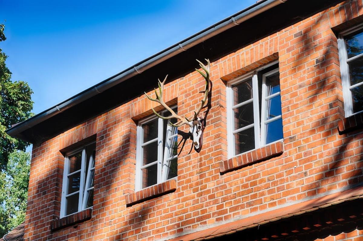 Wald- Und Seeidyll Im Historischen Forsthaus Neuruppin Eksteriør billede